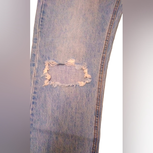Princess Polly High Rise Distressed Women Jeans Size 4. - Picture 8 of 11